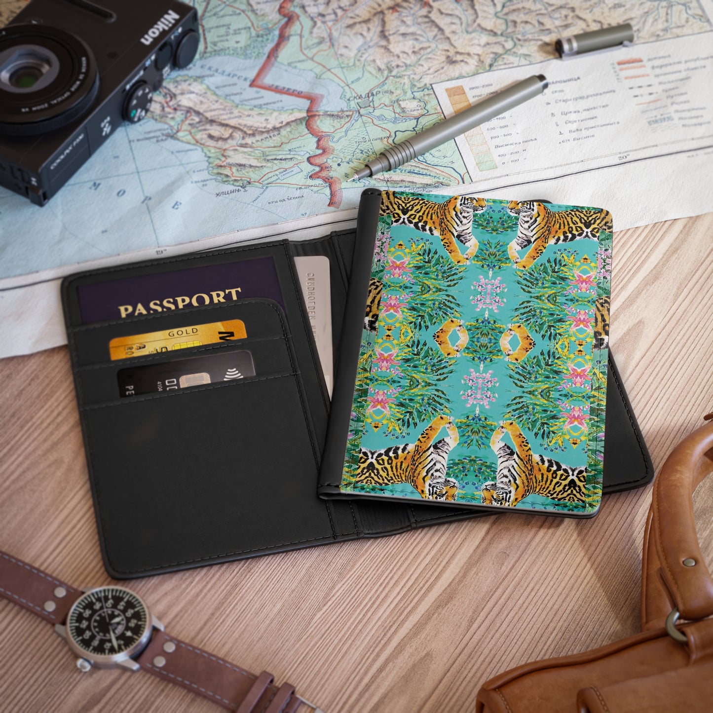 Tigerlove Resort: Passport Book